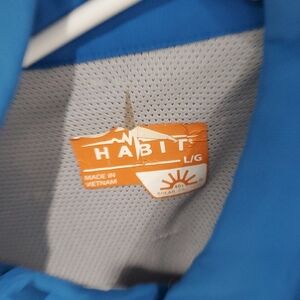 Habit Men's Blue Casual Button Down Shirt